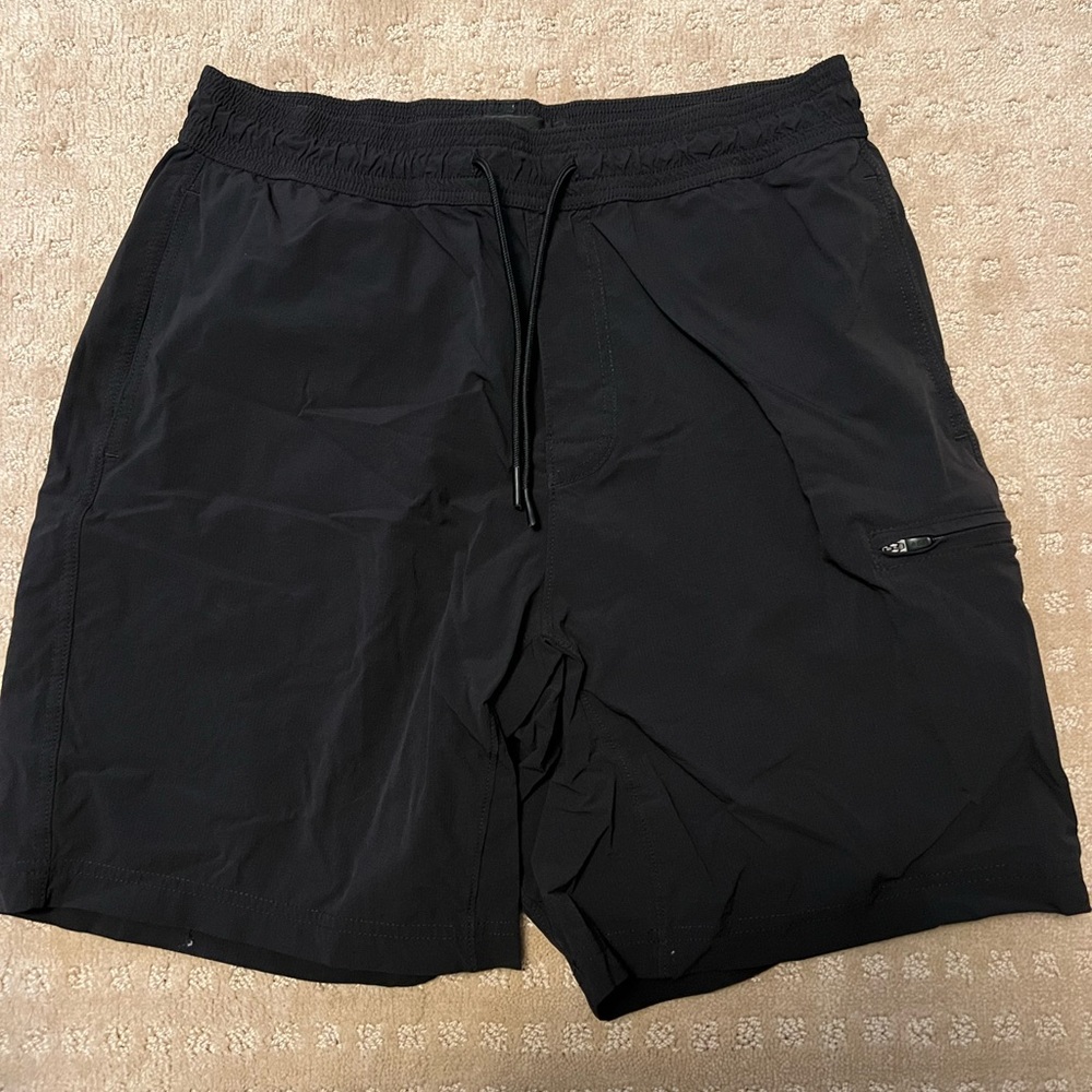 Black Abercrombie and fitch shorts